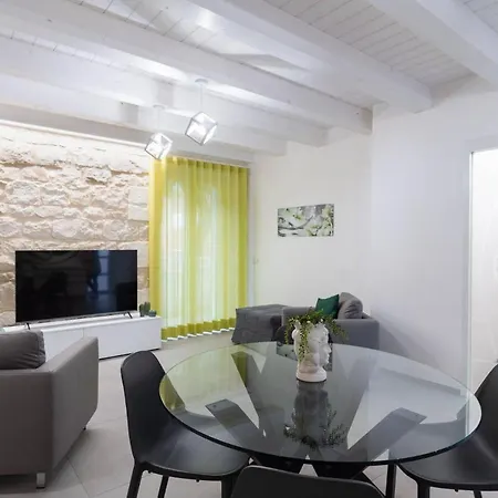 בית נופש Lovely Modern